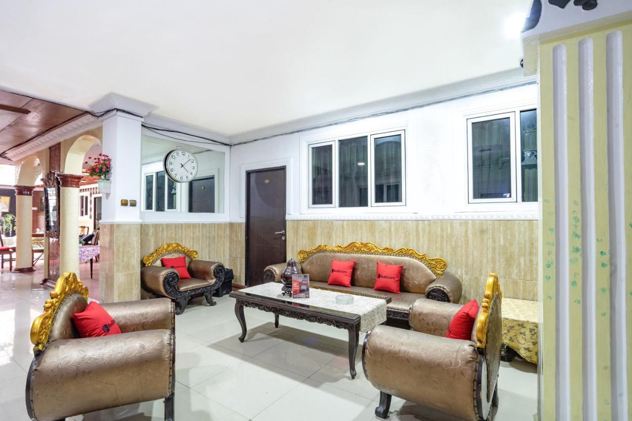 Reddoorz Near Rs Cikini Jakarta Luaran gambar