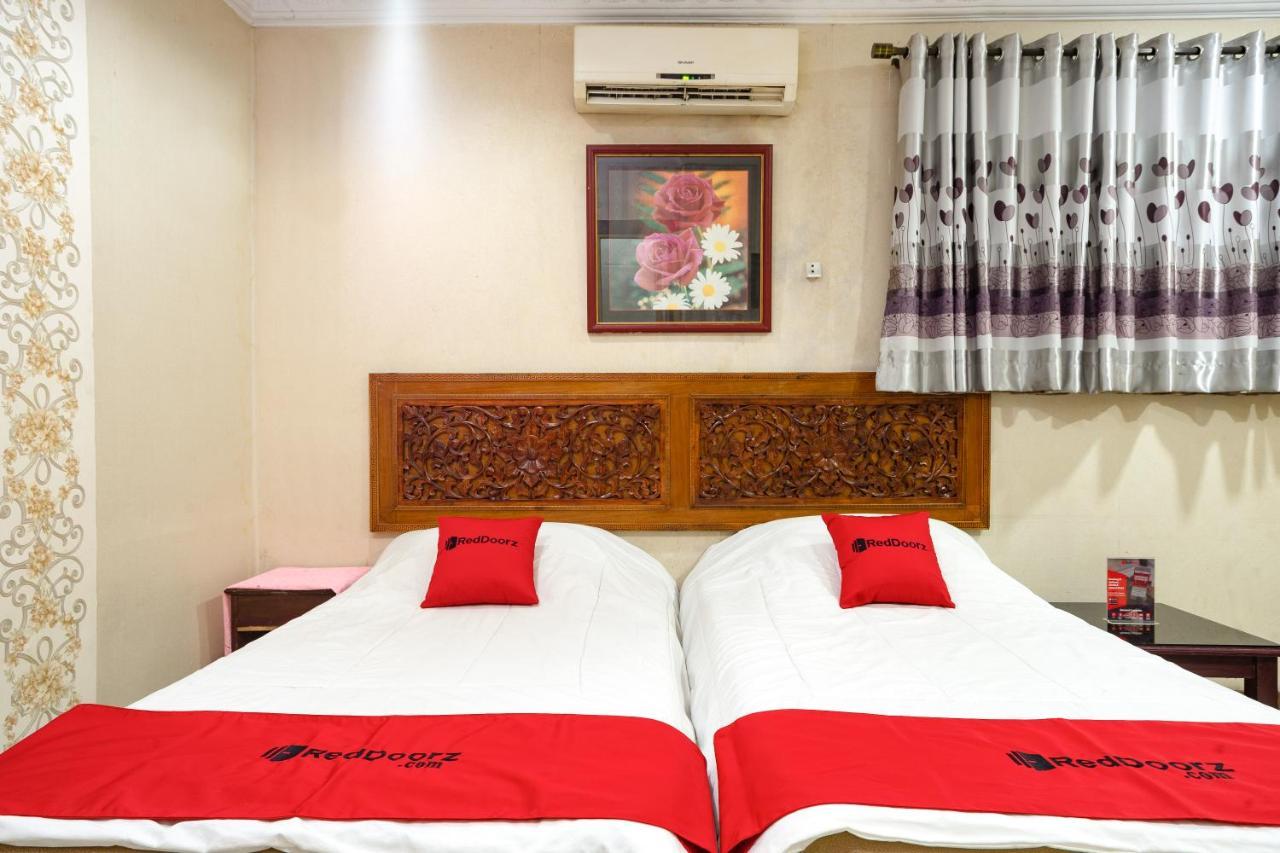 Reddoorz Near Rs Cikini Jakarta Luaran gambar