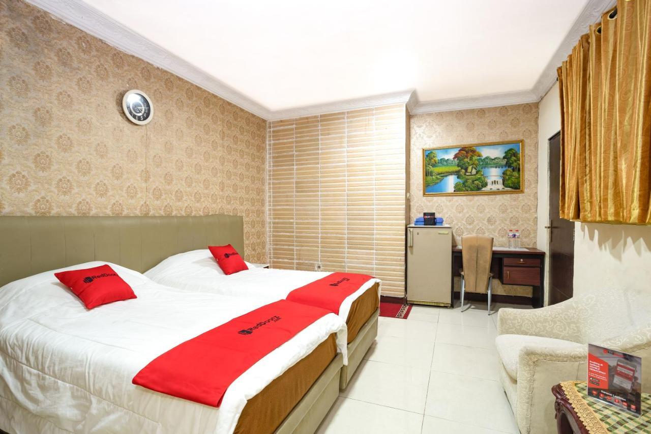 Reddoorz Near Rs Cikini Jakarta Luaran gambar